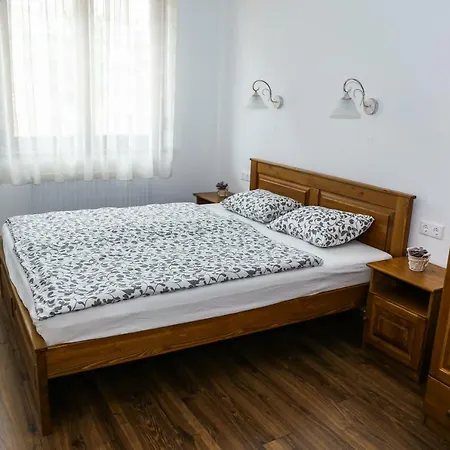 Vadlud Vendeghaz Maison d'hôtes *